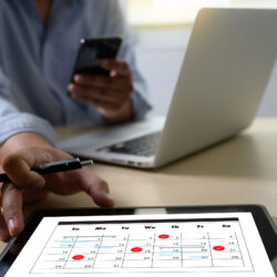 DMC cleaning Real-time quality tracking with QR code check-ins and digital audits.